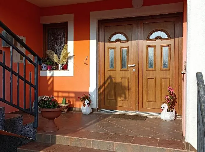 Apartment Biba